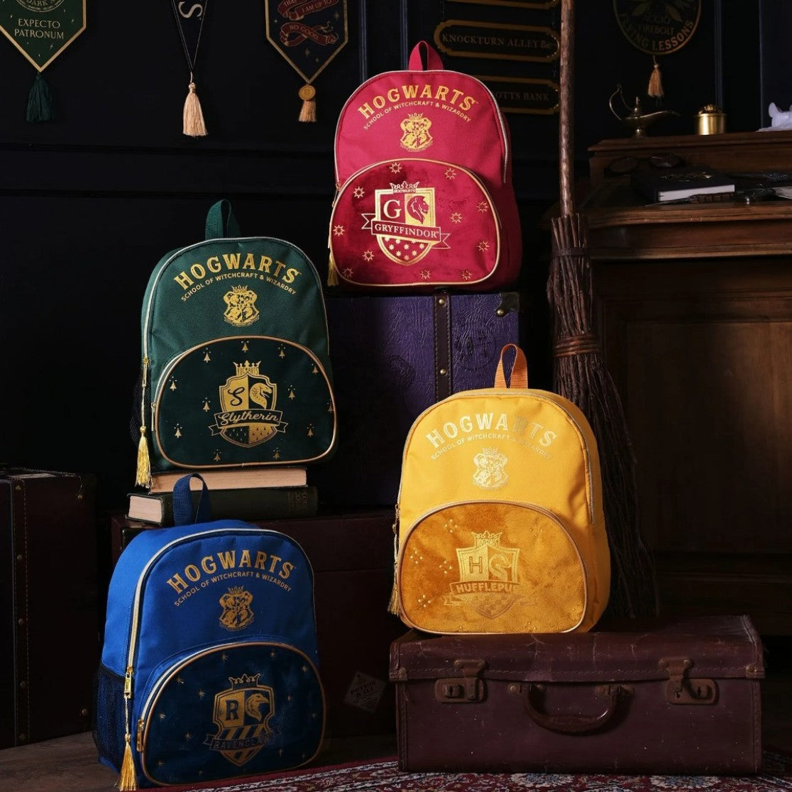 Harry Potter Hogwarts Alumni Rucksack Slytherin – Warner Bros. Backpack